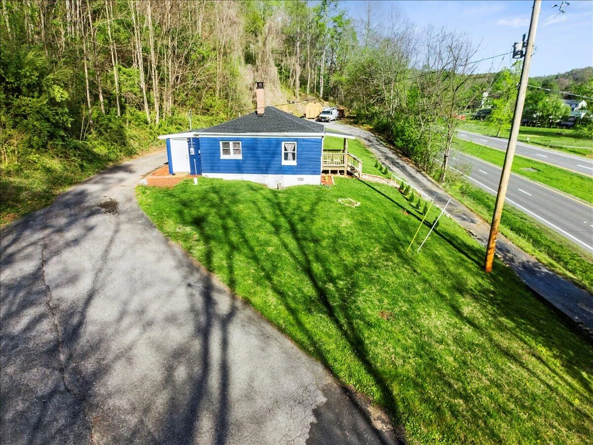 6595 Roanoke RD - Photo 38