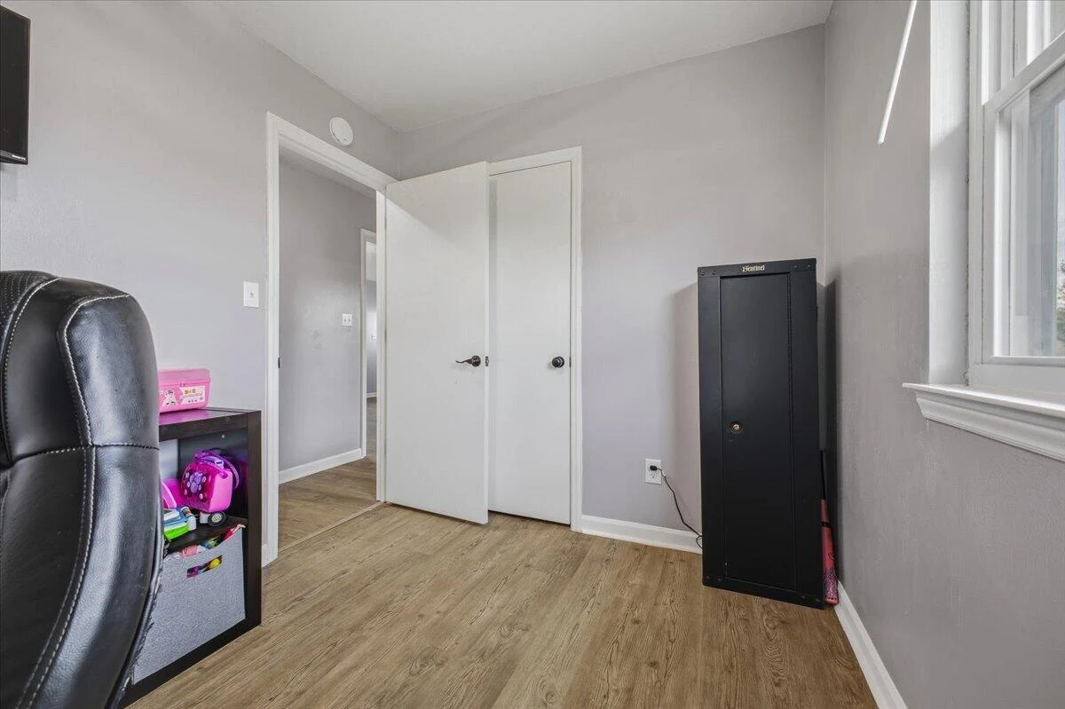 8546 Brubaker DR - Photo 10