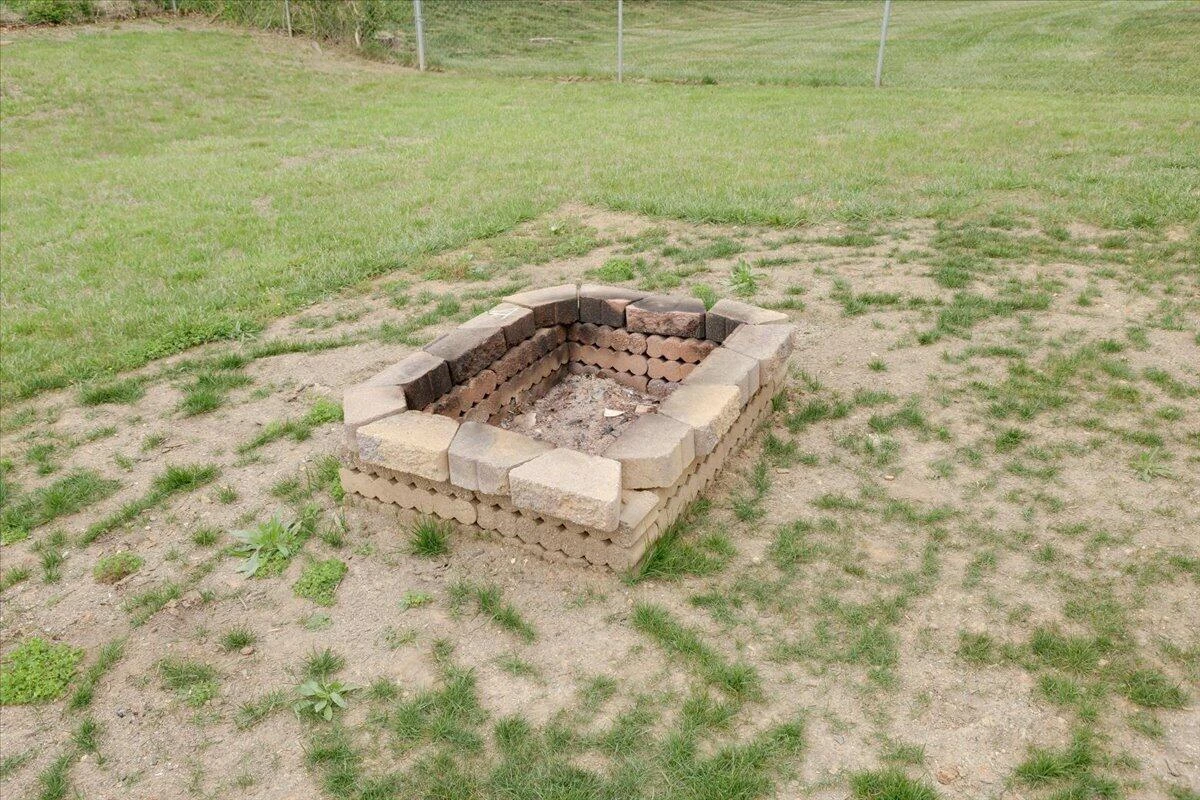 8546 Brubaker DR - Photo 29