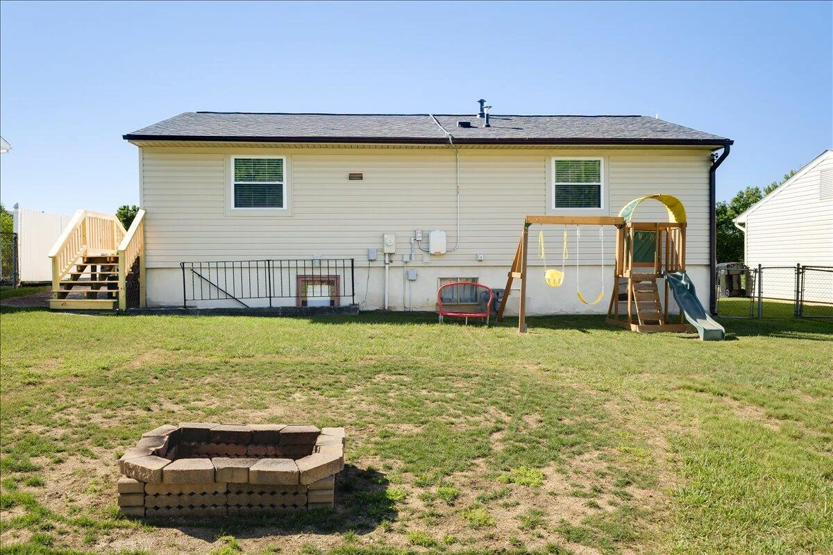 8546 Brubaker DR - Photo 30