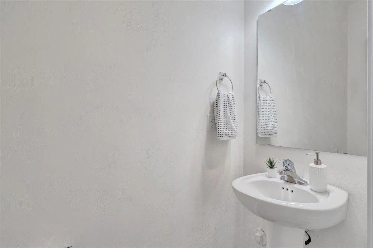 4326 William CT - Photo 24