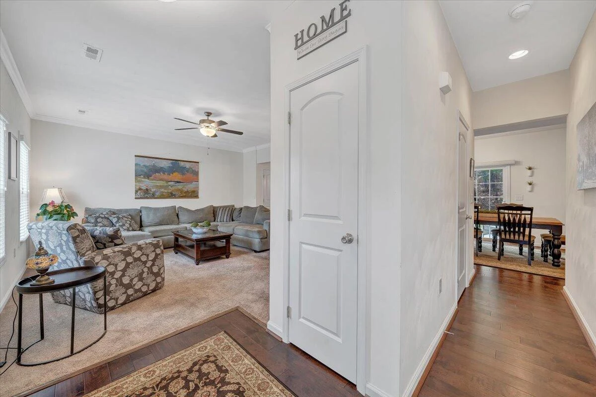 4326 William CT - Photo 6