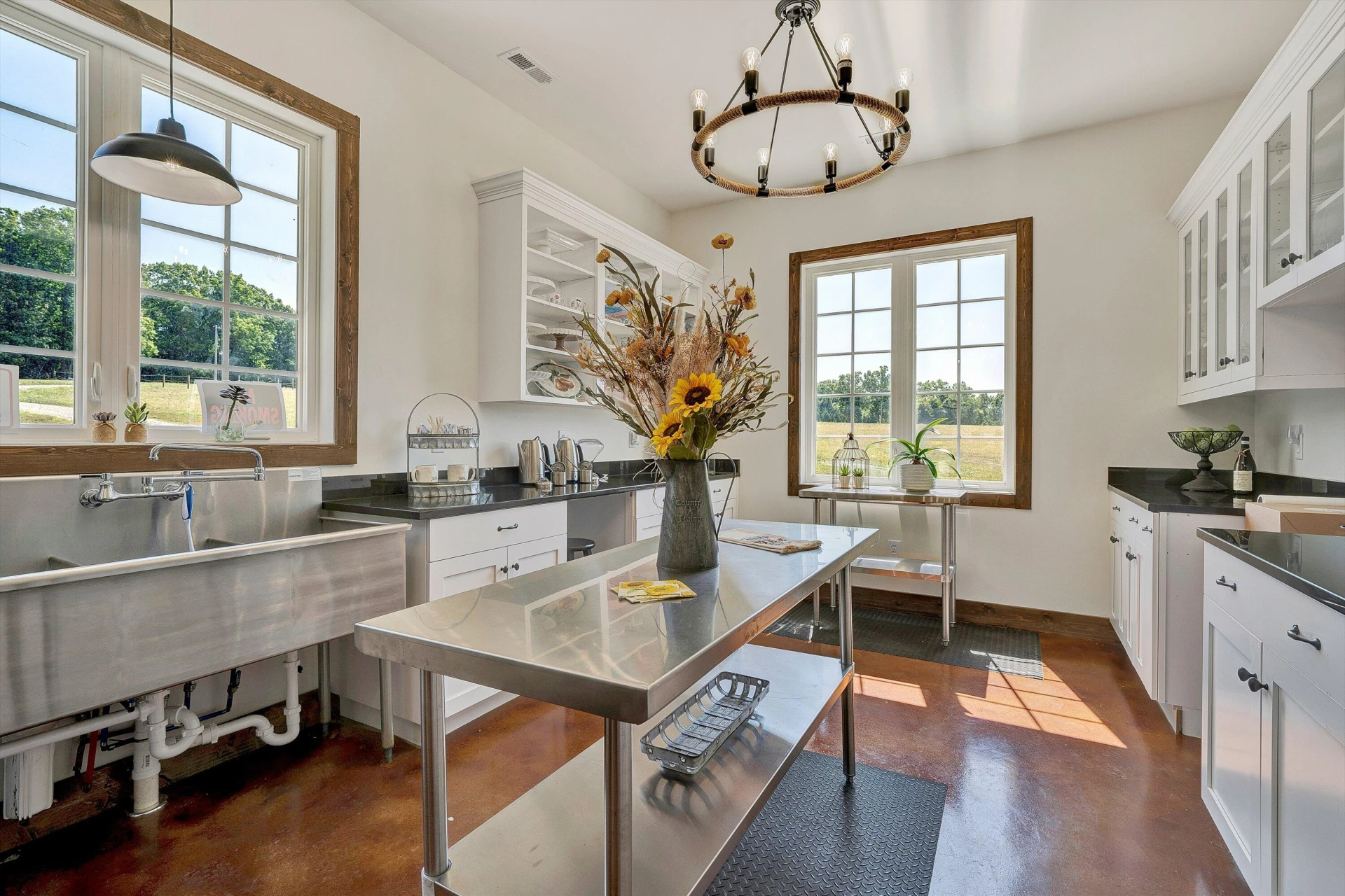 9945 BROOKS MILL RD - Photo 27