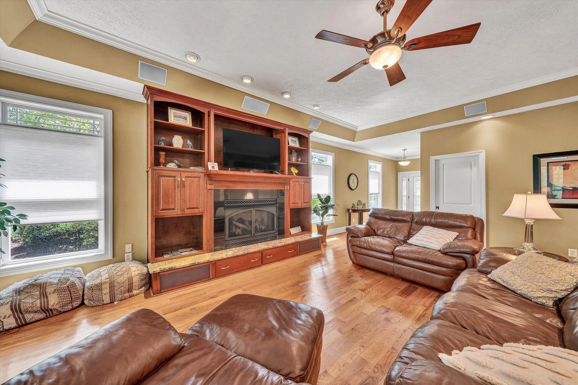 250 Deerwood DR - Photo 26