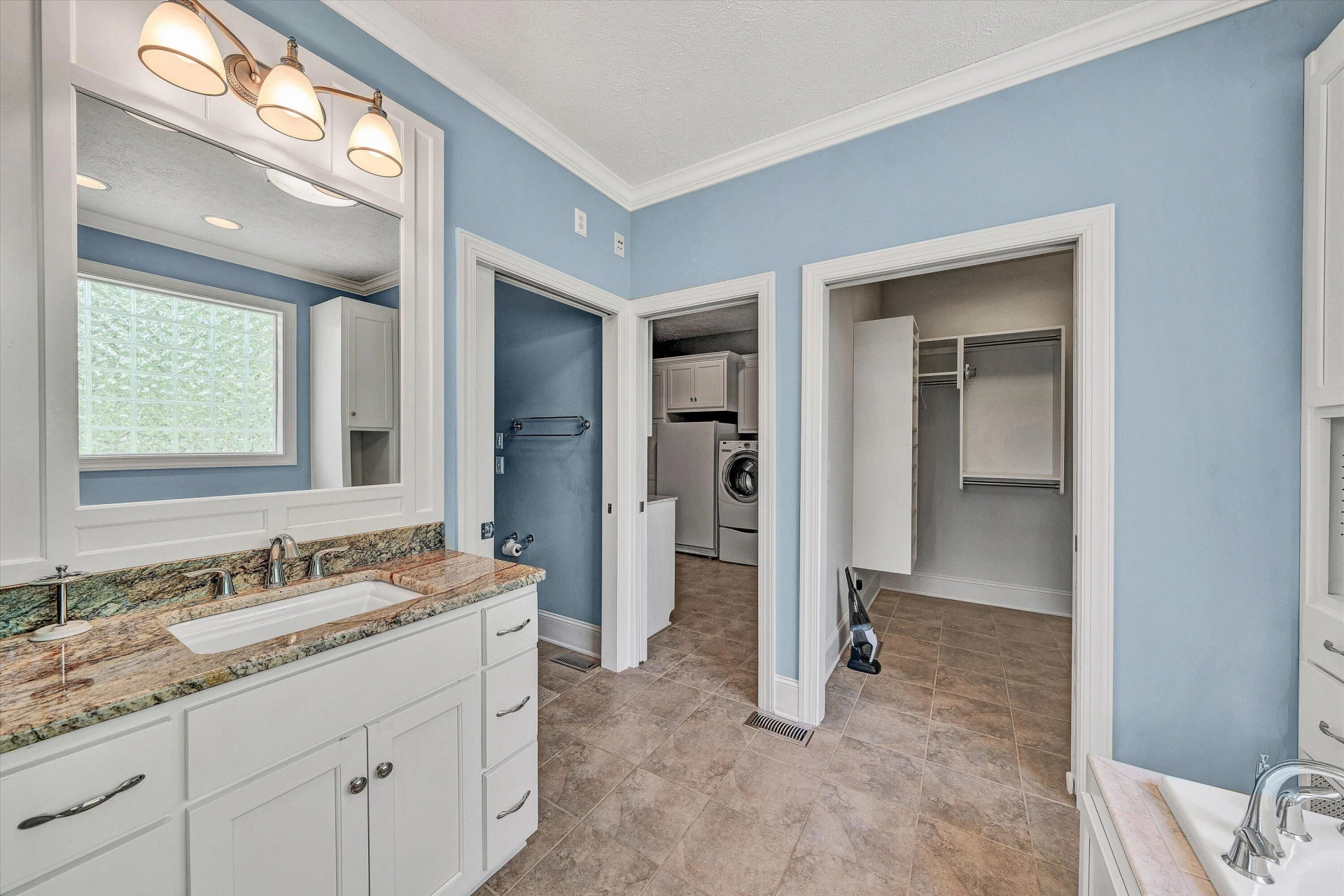 250 Deerwood DR - Photo 44