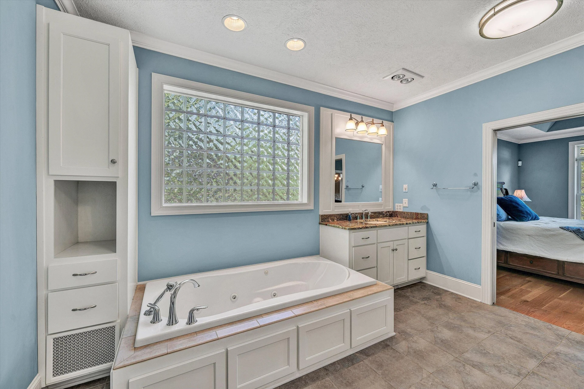 250 Deerwood DR - Photo 45