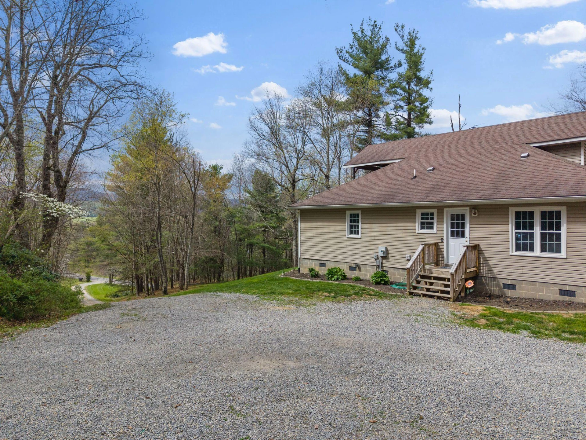 10071 Fortune Ridge RD - Photo 28