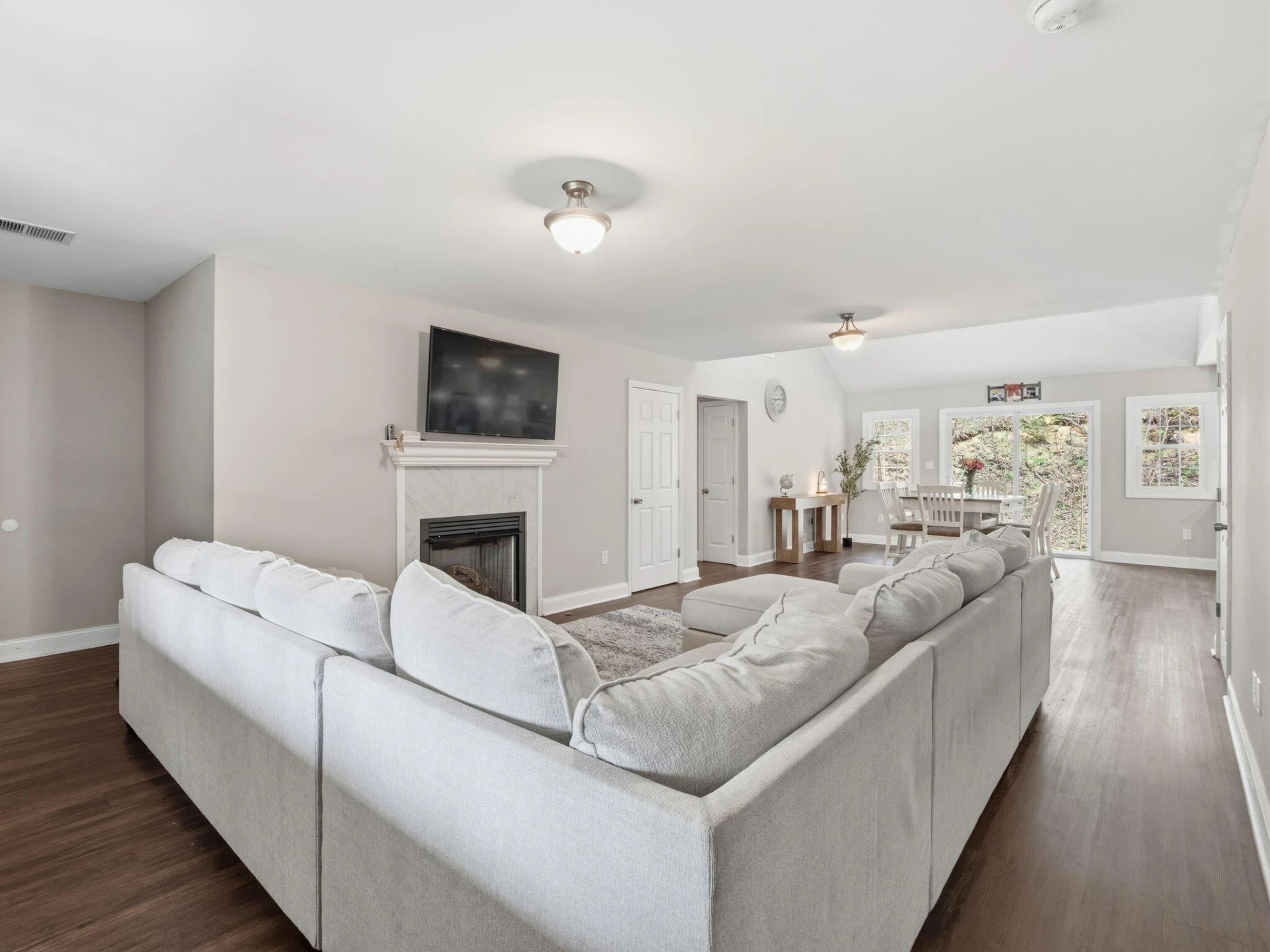 10071 Fortune Ridge RD - Photo 4