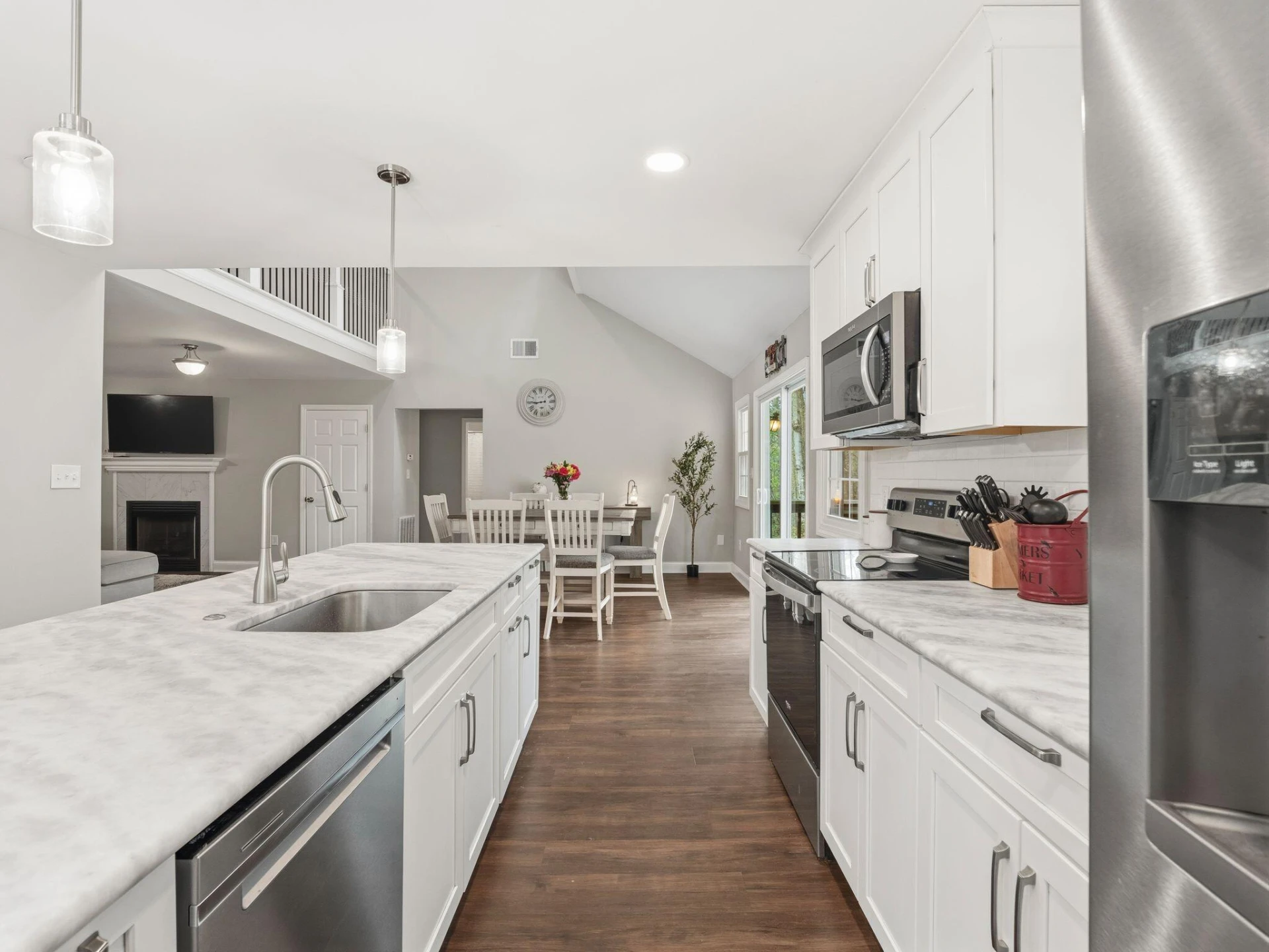 10071 Fortune Ridge RD - Photo 6