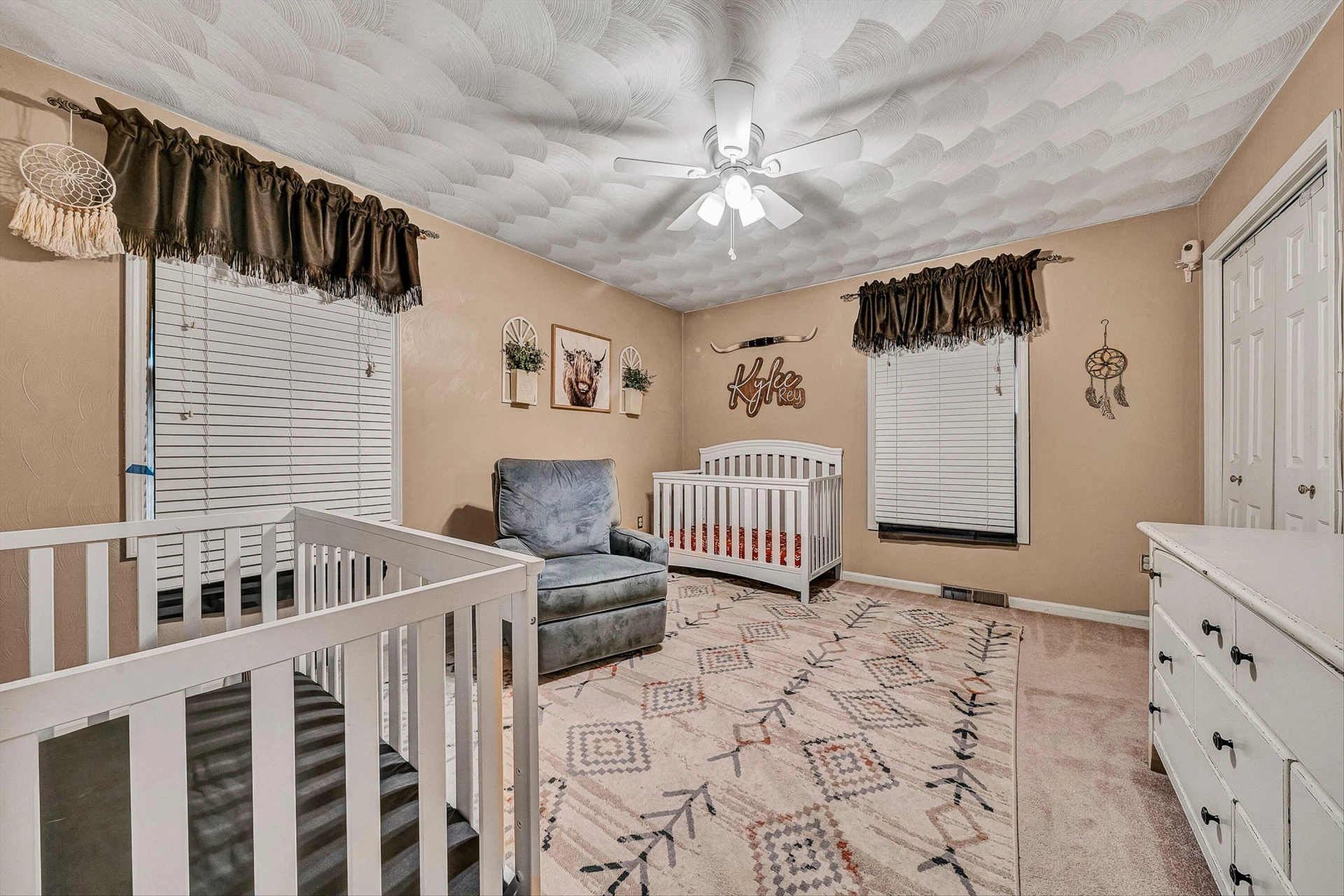 8102 Otterview DR - Photo 20