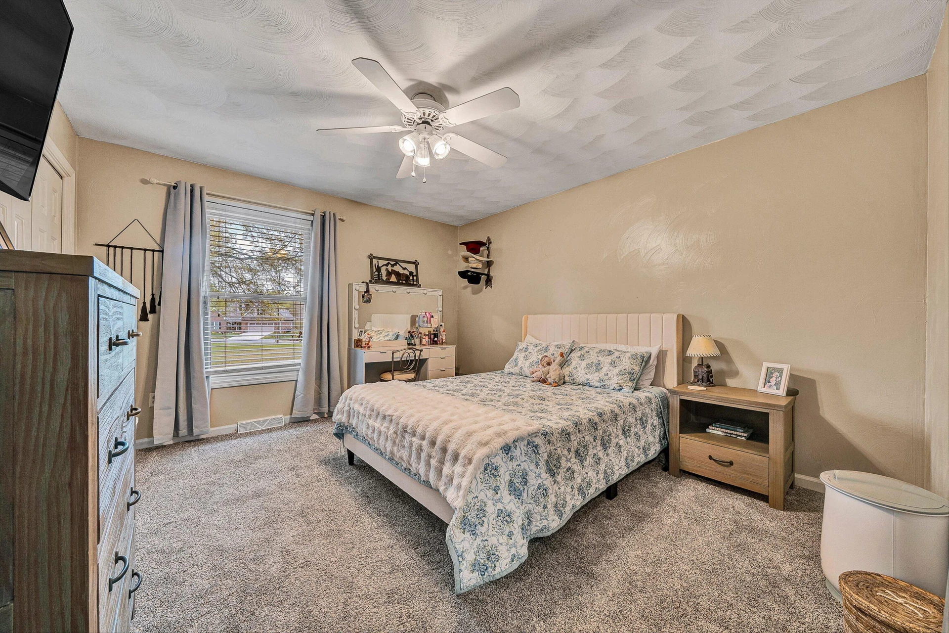 8102 Otterview DR - Photo 21
