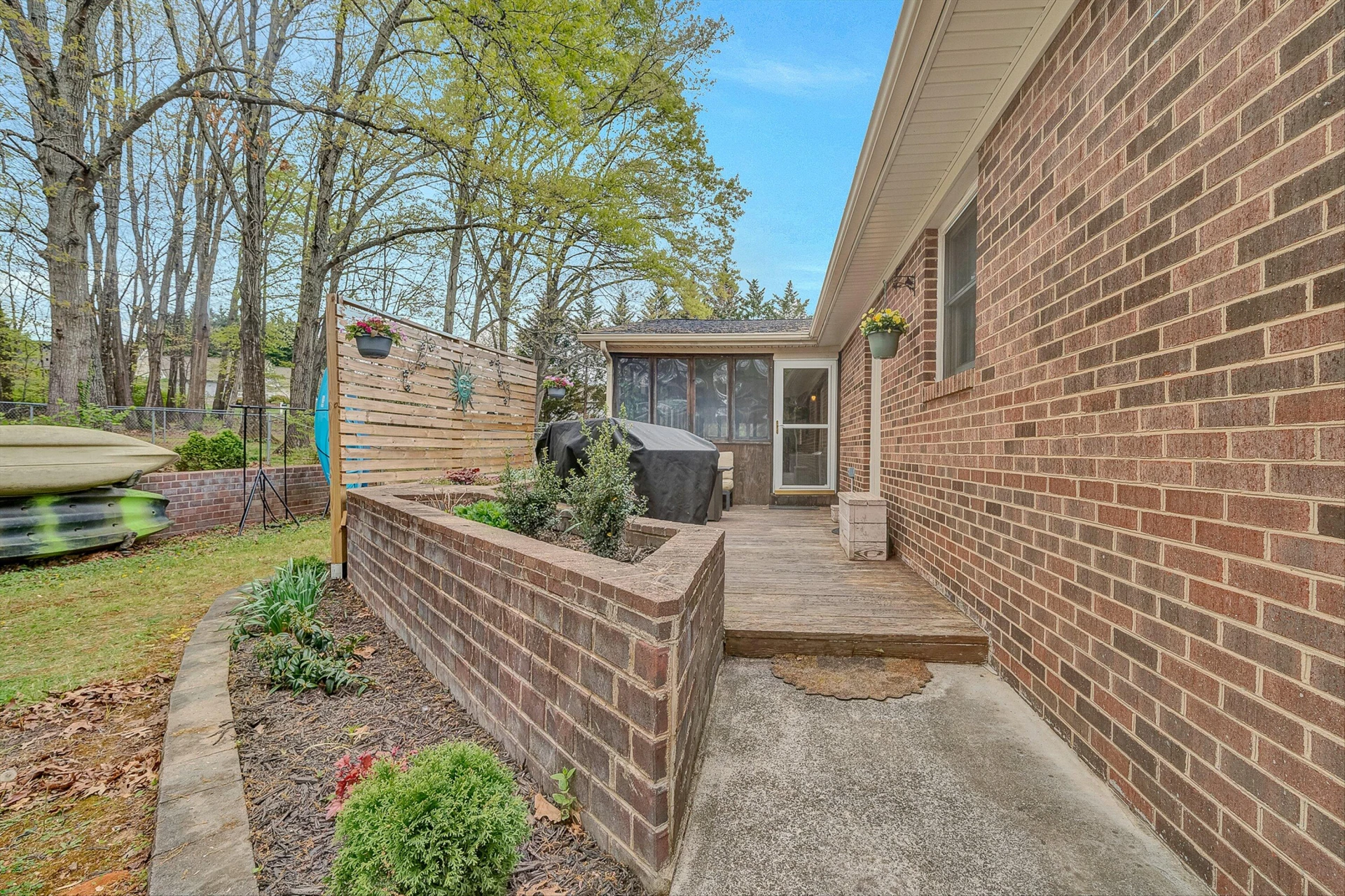 8102 Otterview DR - Photo 44