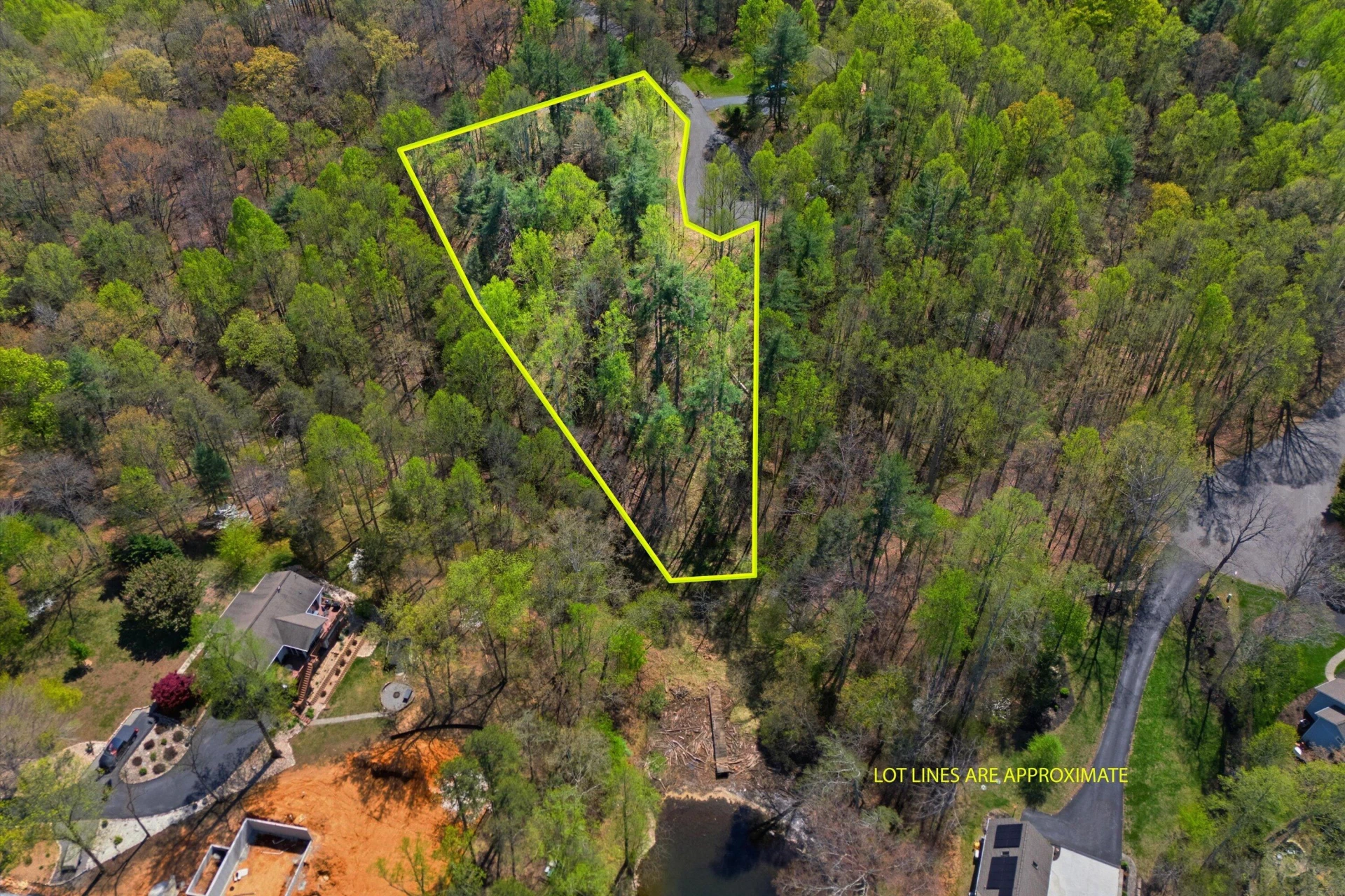 Lot 14 Hickory PL