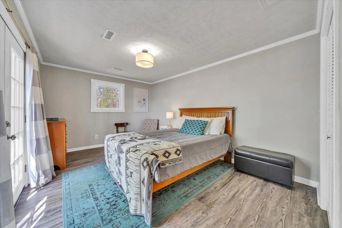 1355 Rosewood LN - Photo 21