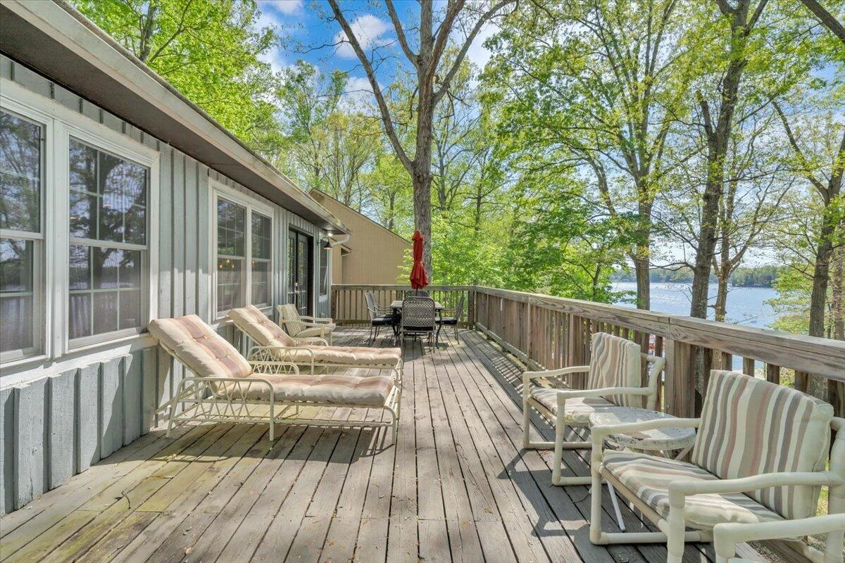 1355 Rosewood LN - Photo 44