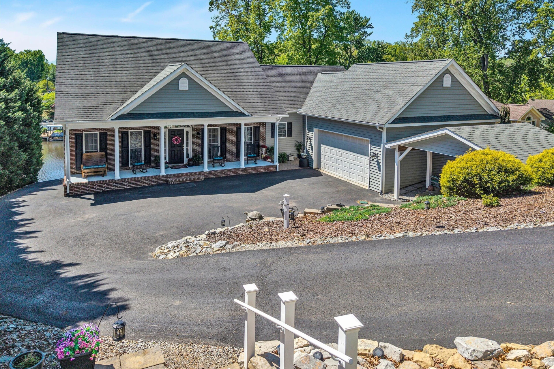 380 Sourwood DR - Photo 12