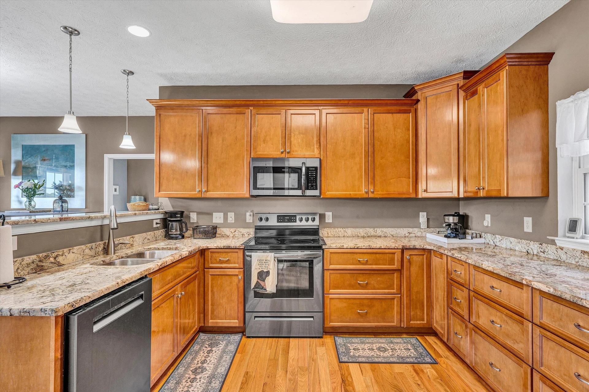 380 Sourwood DR - Photo 22