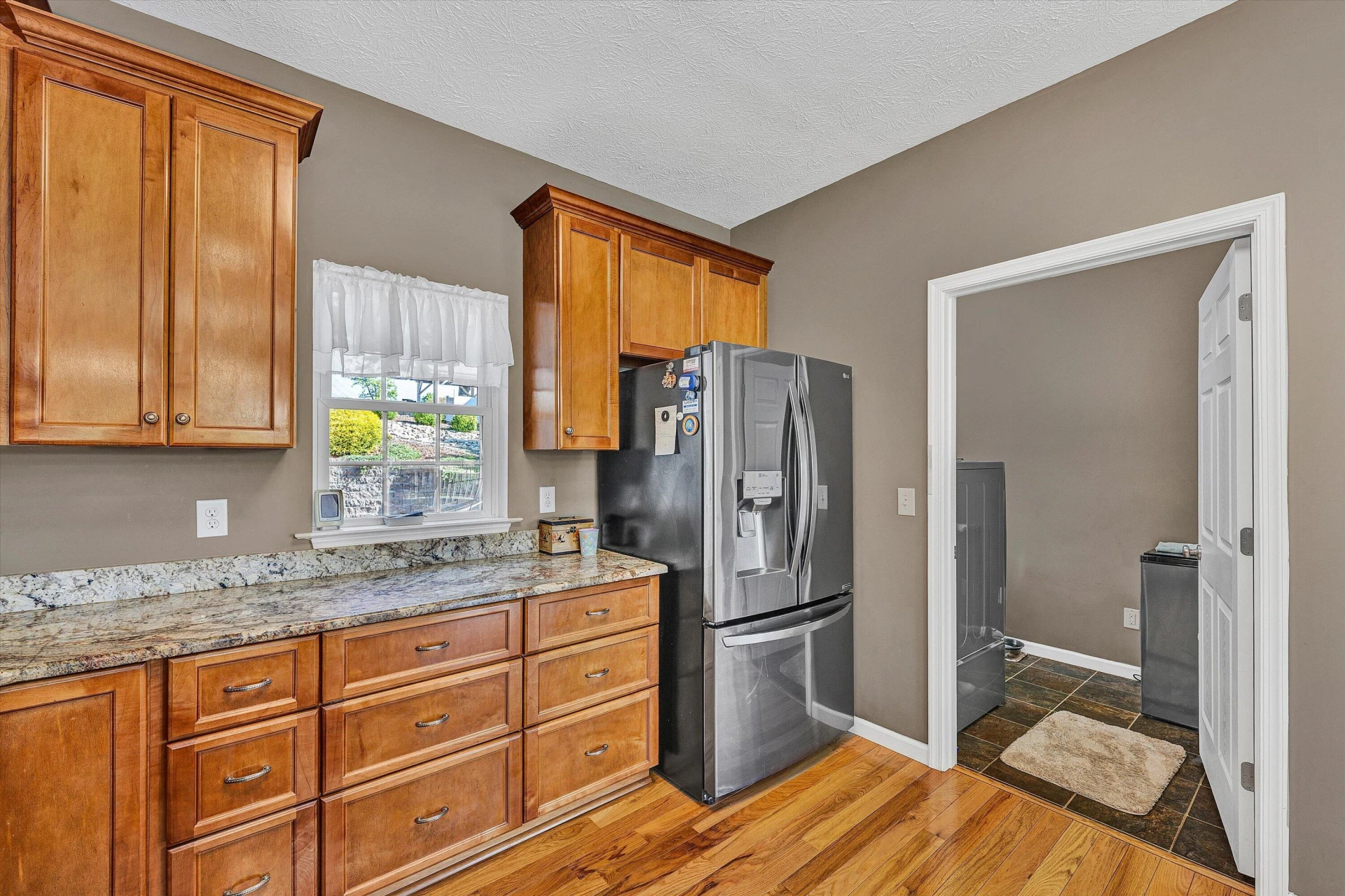 380 Sourwood DR - Photo 24