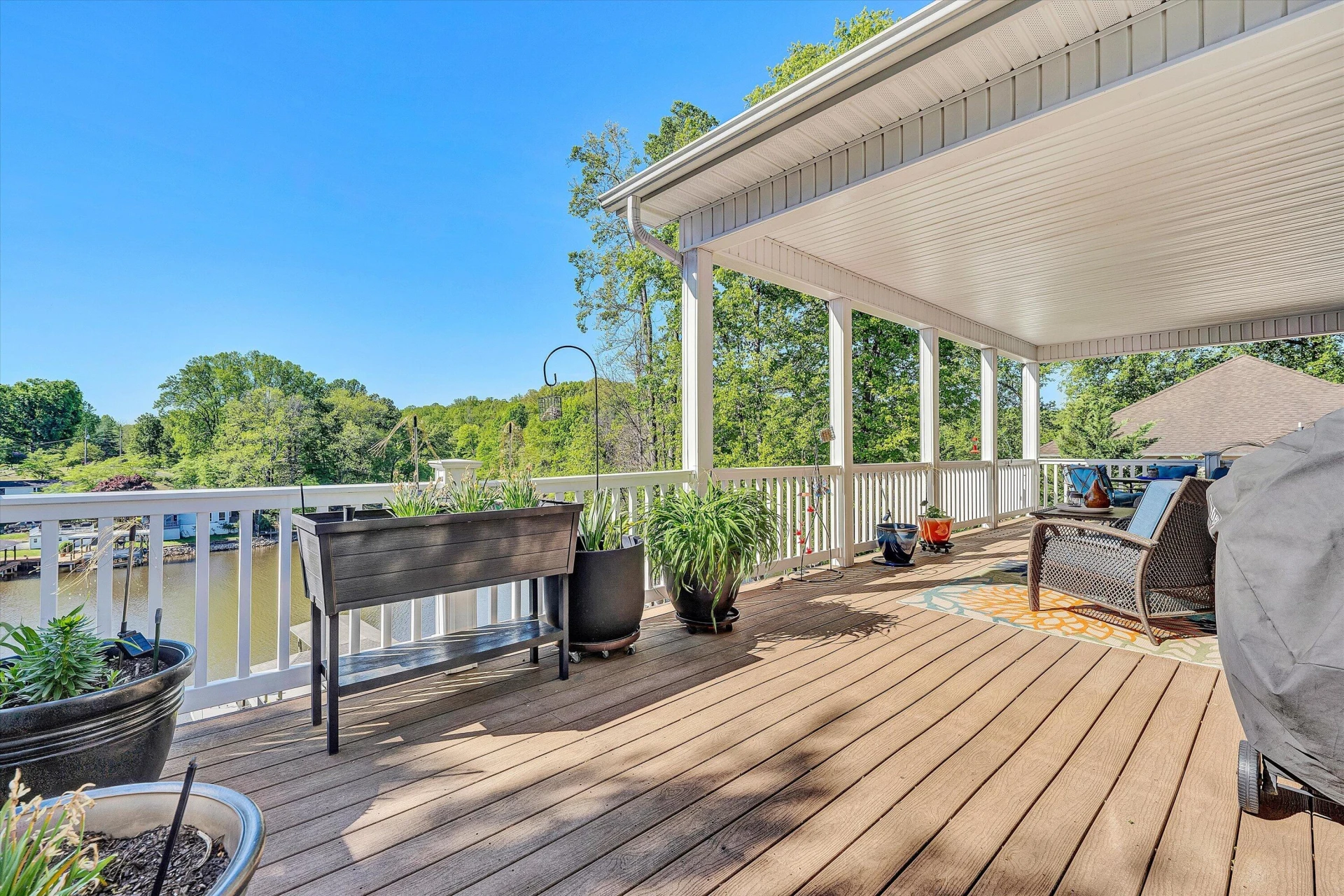380 Sourwood DR - Photo 32