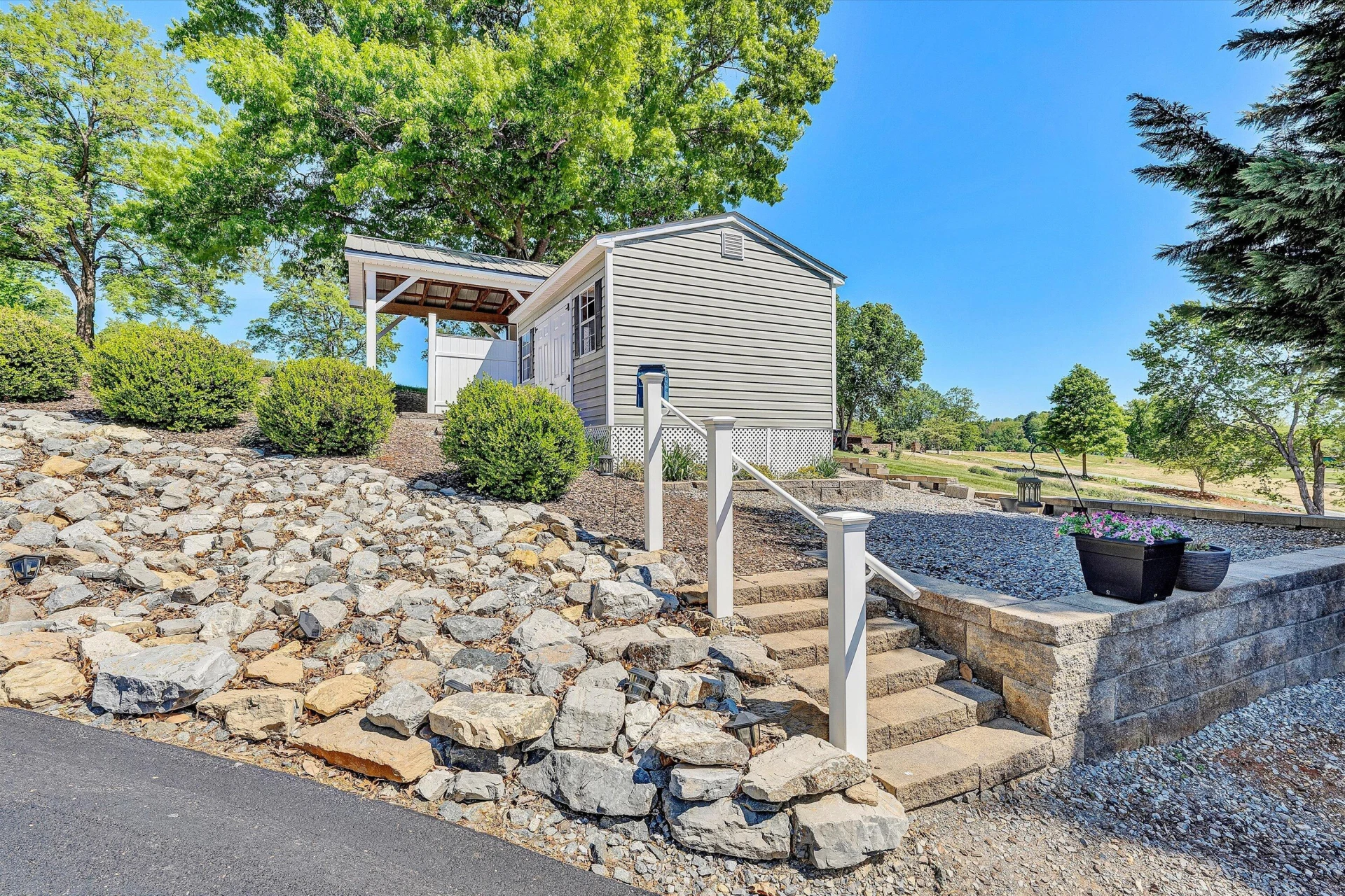 380 Sourwood DR - Photo 64