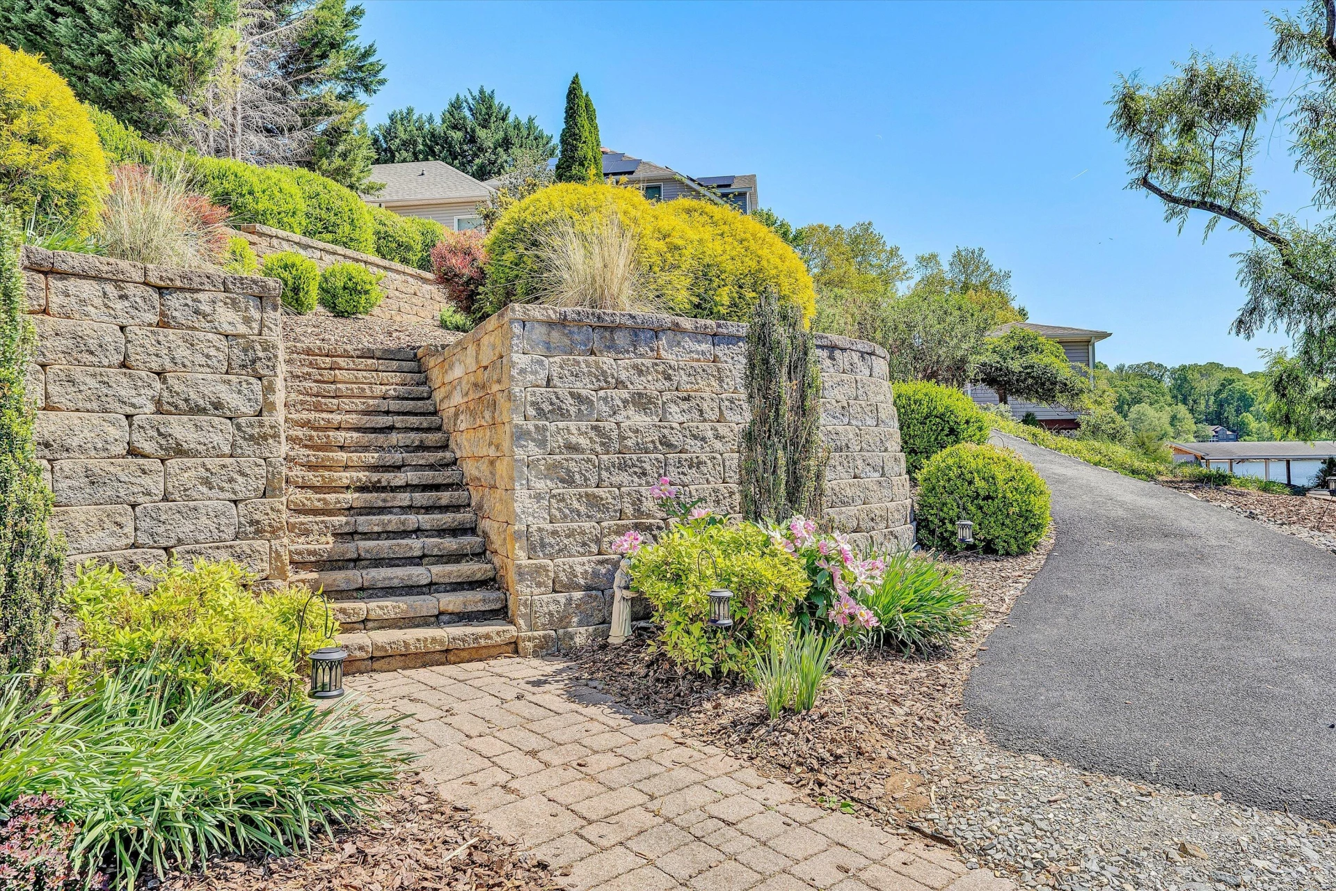 380 Sourwood DR - Photo 66