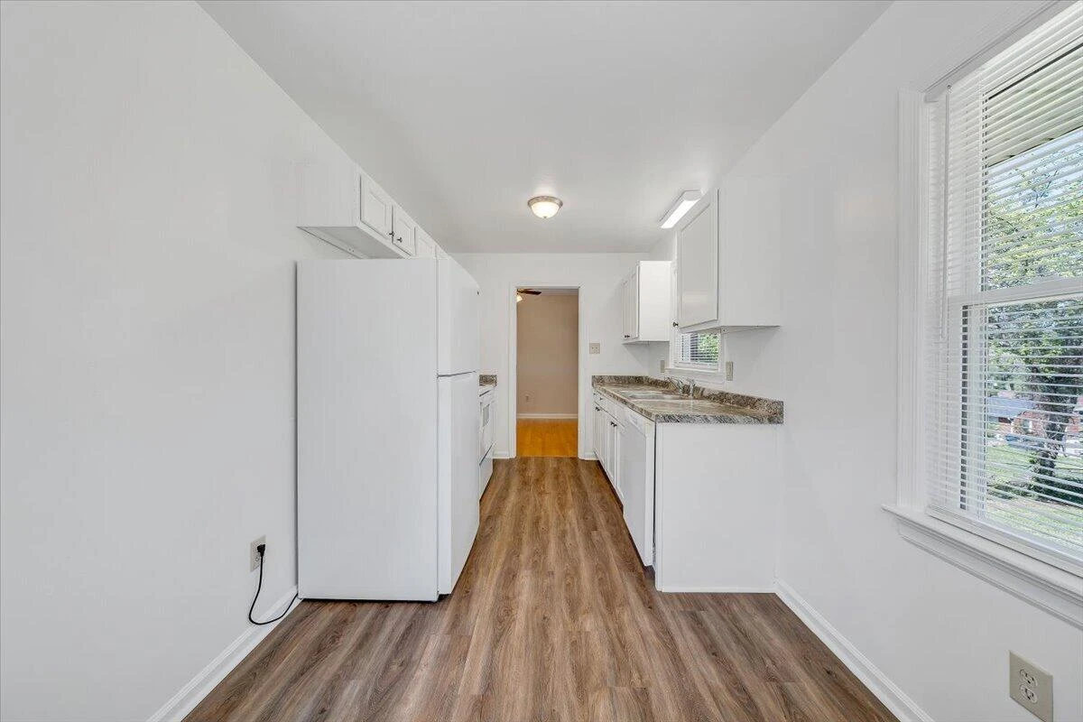 3767 Norway AVE NW - Photo 11