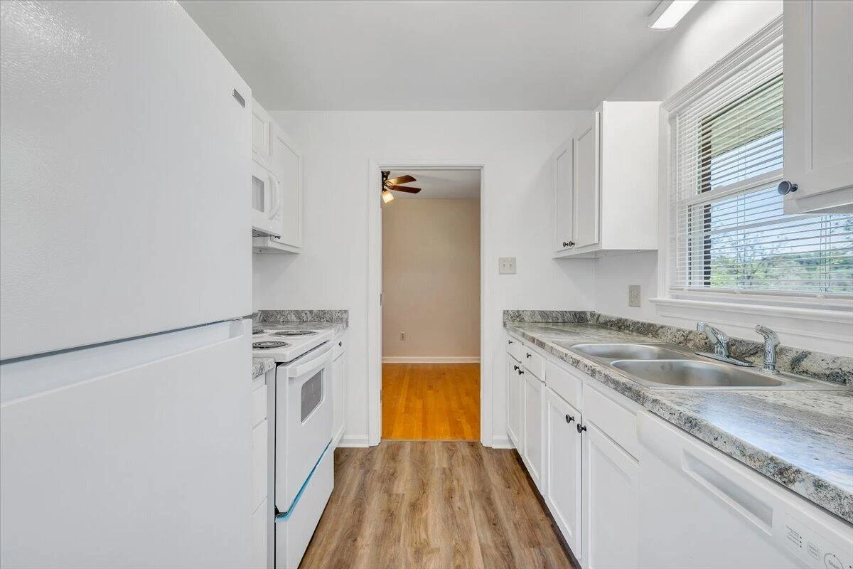3767 Norway AVE NW - Photo 12