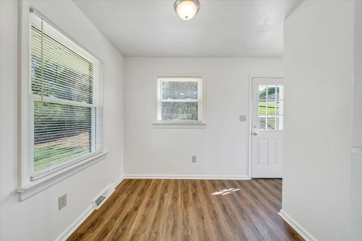 3767 Norway AVE NW - Photo 15