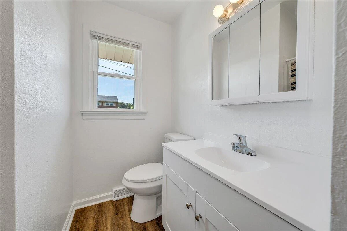3767 Norway AVE NW - Photo 23