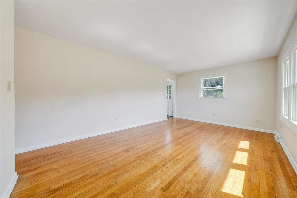 3767 Norway AVE NW - Photo 4