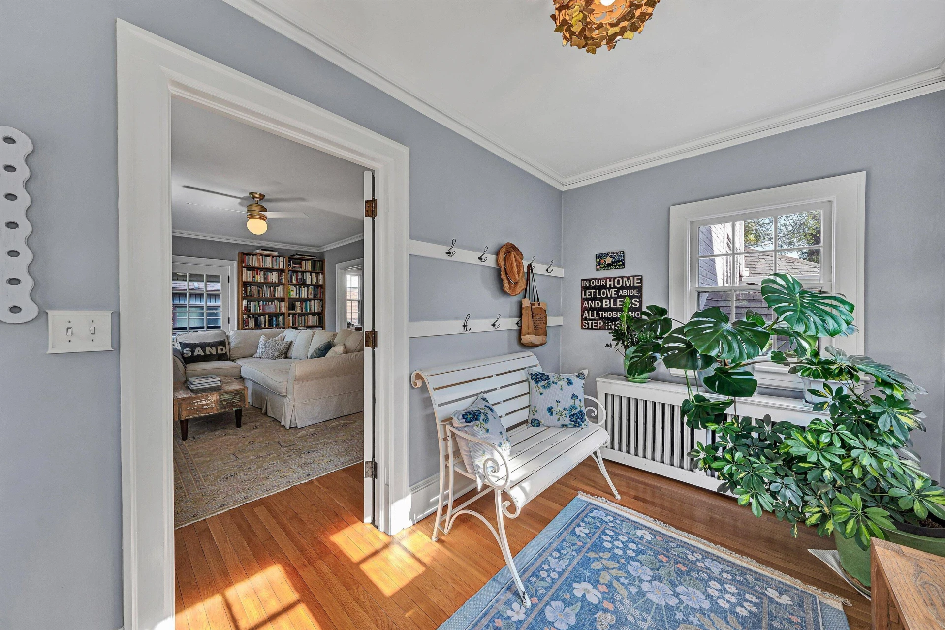 1819 Windsor AVE SW - Photo 11