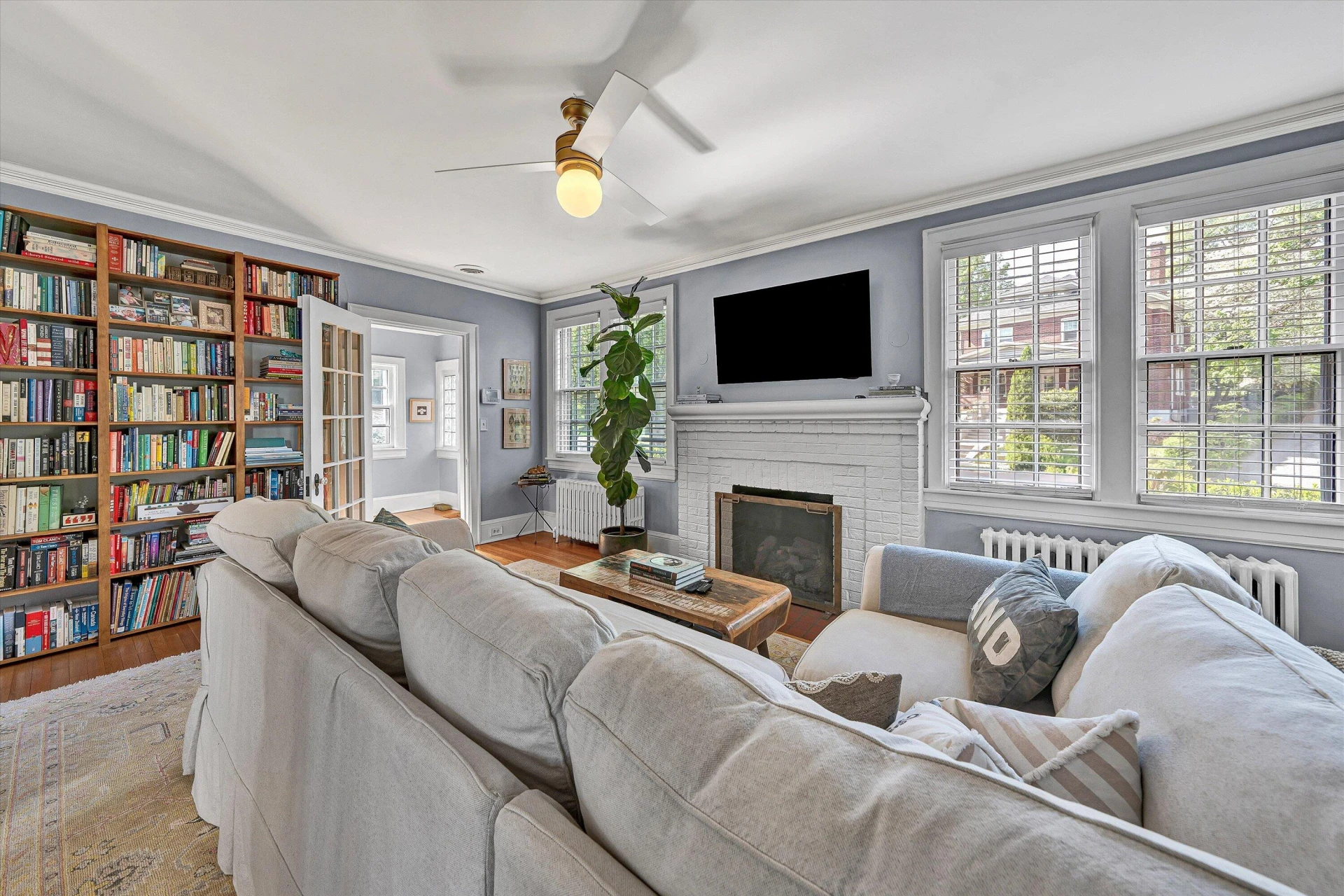 1819 Windsor AVE SW - Photo 13