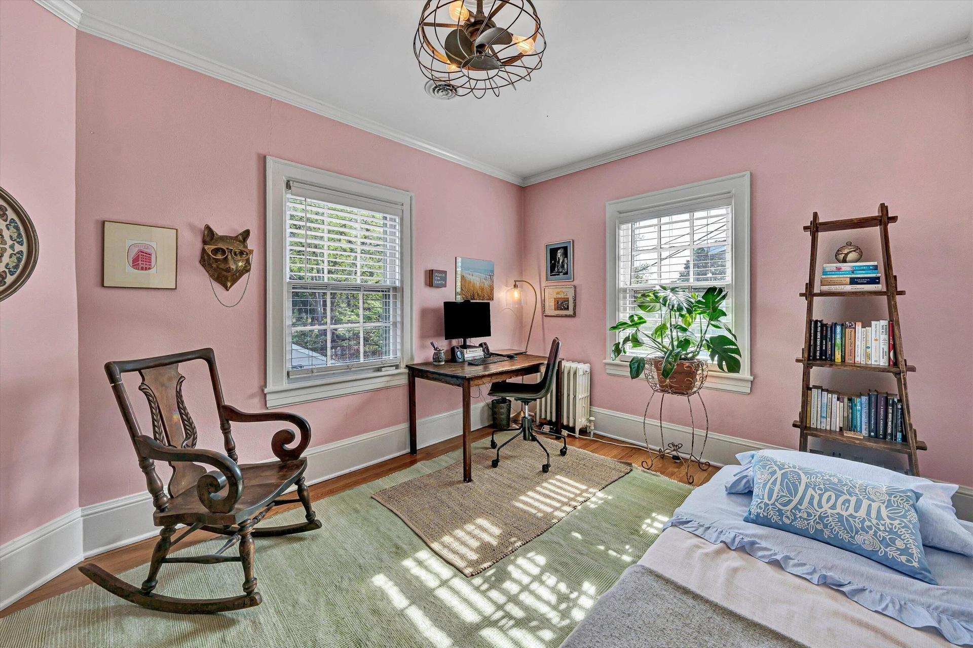 1819 Windsor AVE SW - Photo 29