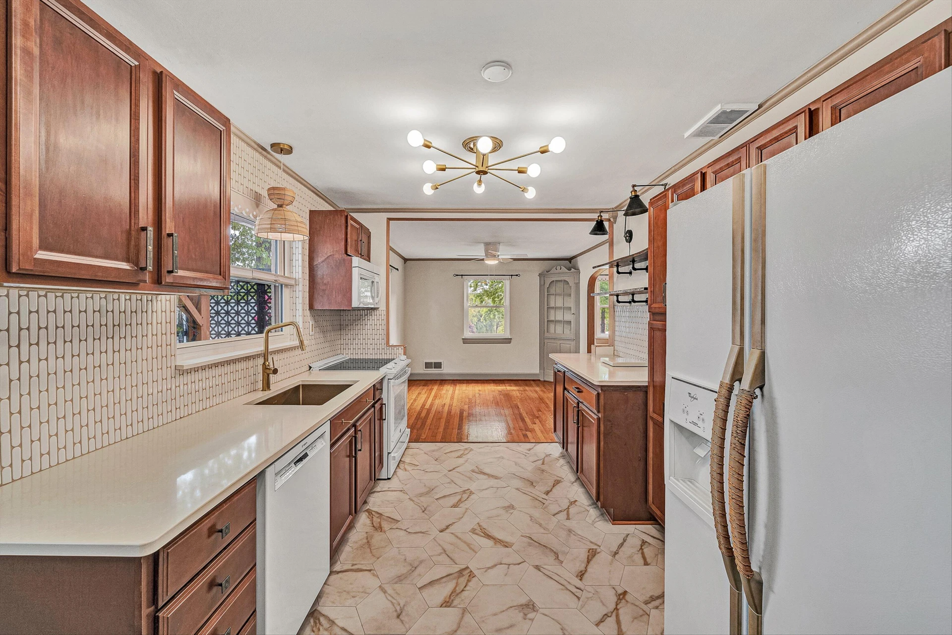 3337 Woodland DR SW - Photo 13