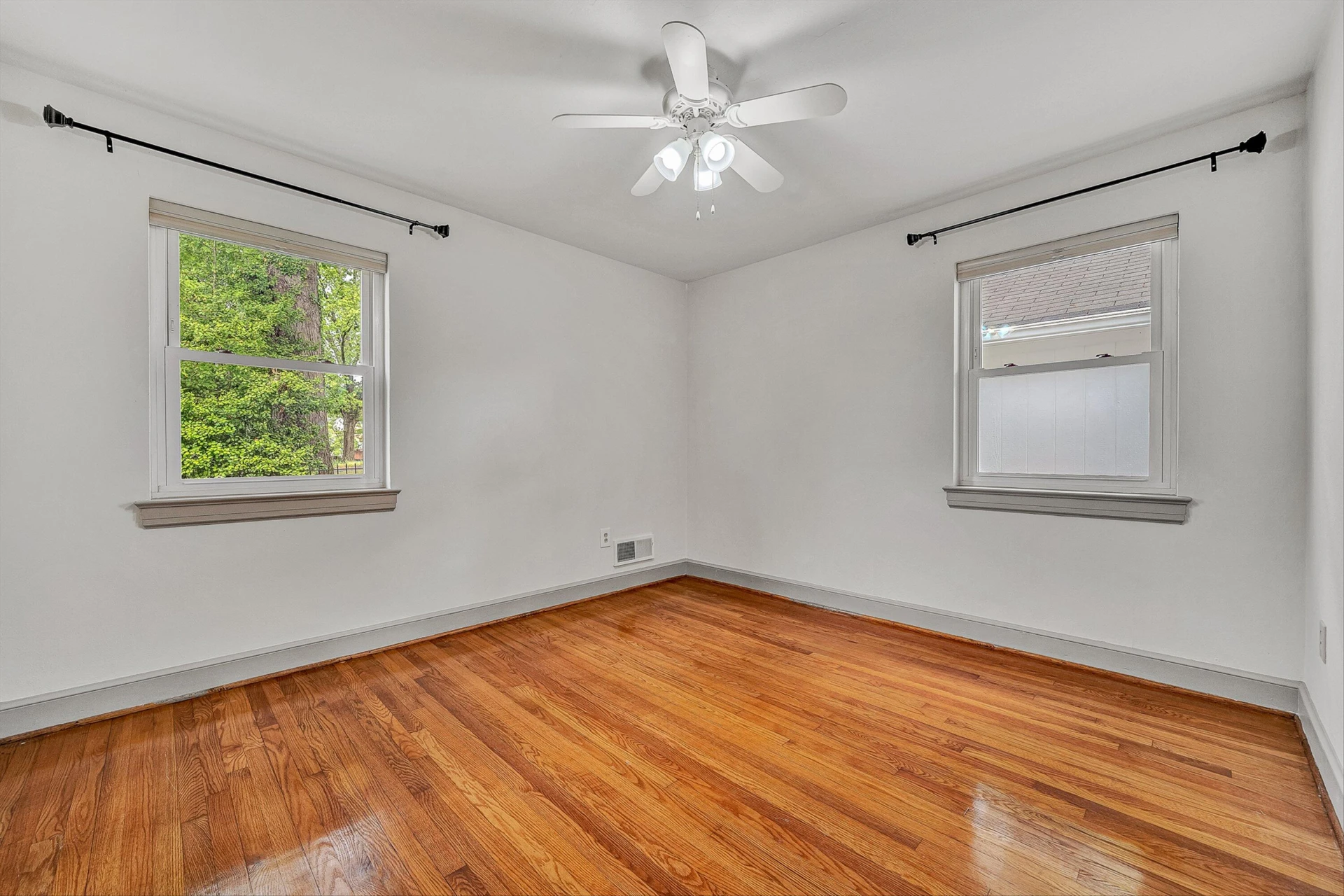 3337 Woodland DR SW - Photo 14