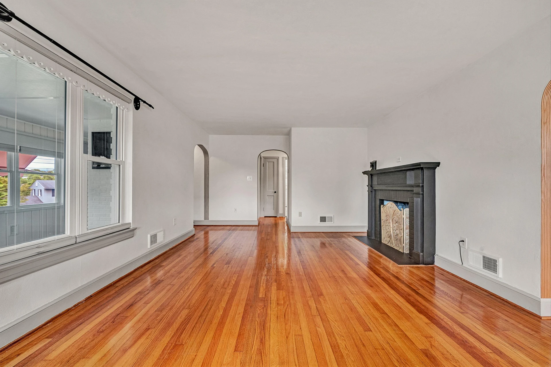 3337 Woodland DR SW - Photo 6