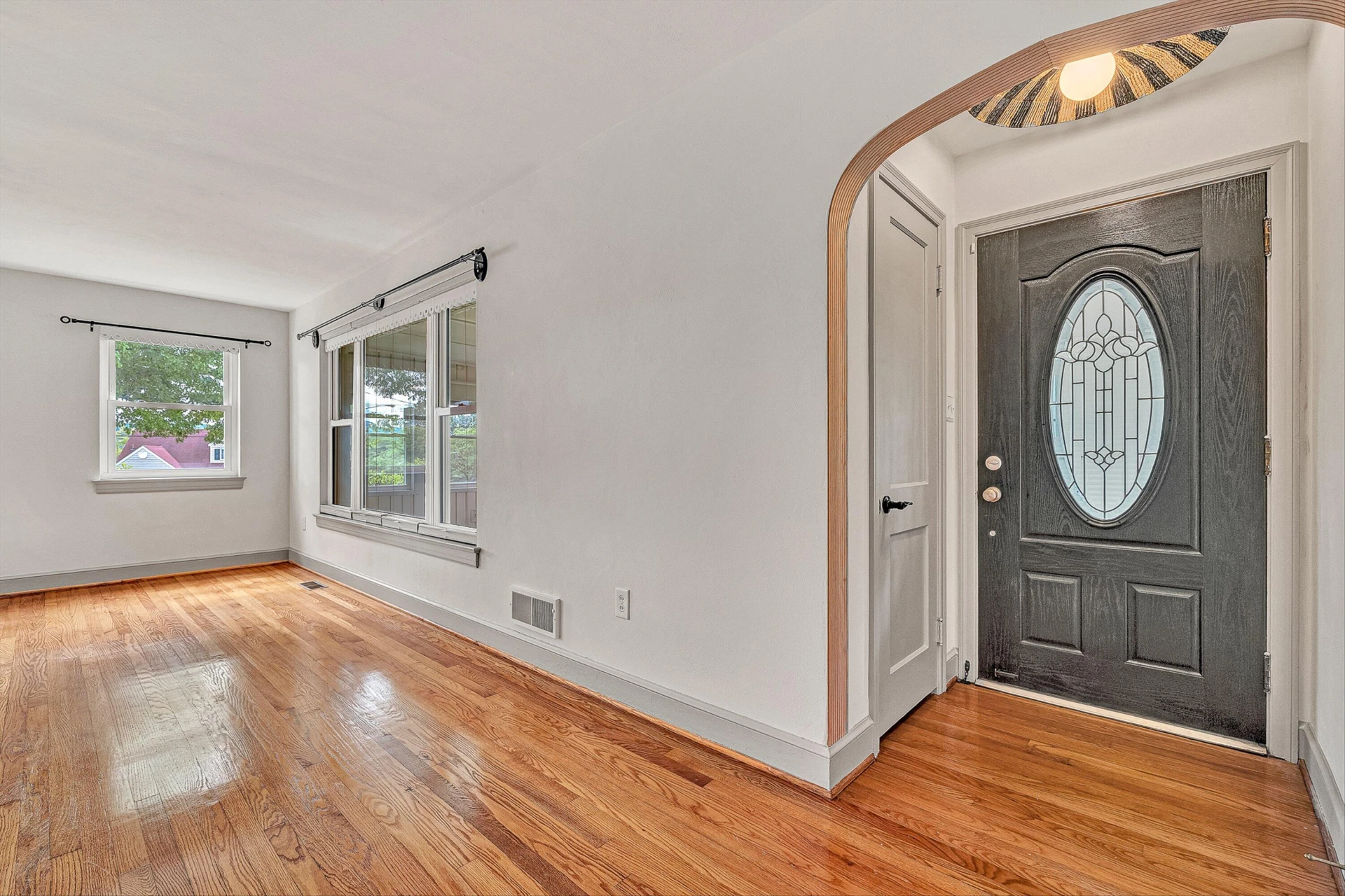 3337 Woodland DR SW - Photo 7
