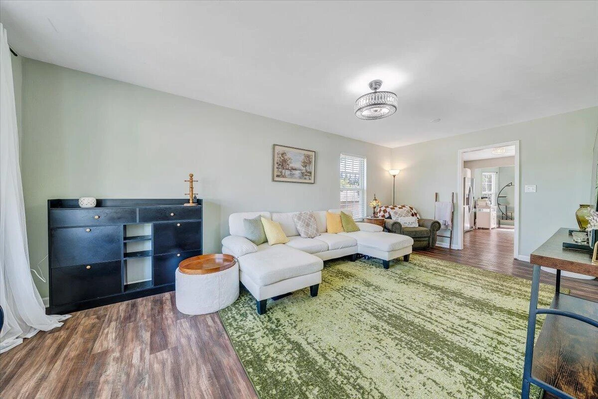 4626 Nevis DR - Photo 14