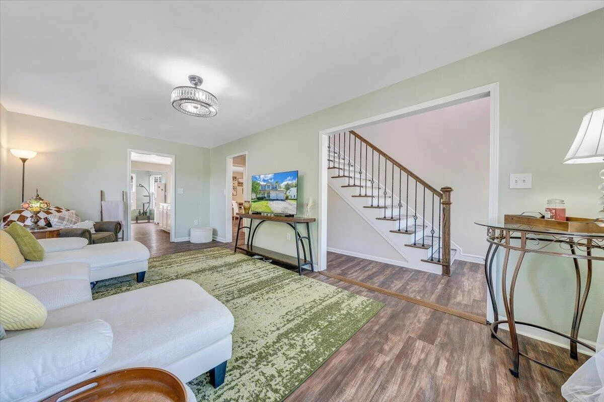 4626 Nevis DR - Photo 16
