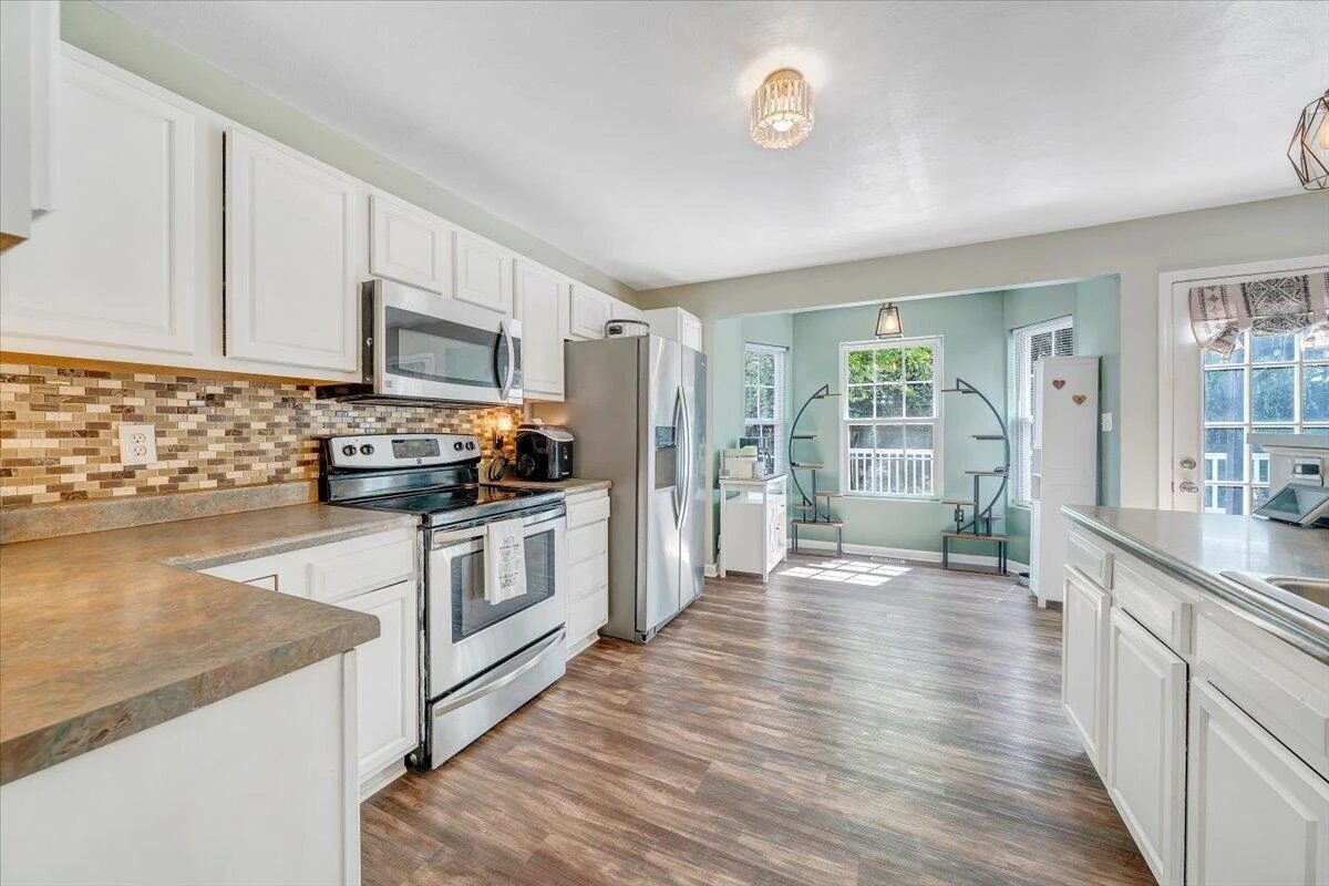 4626 Nevis DR - Photo 20