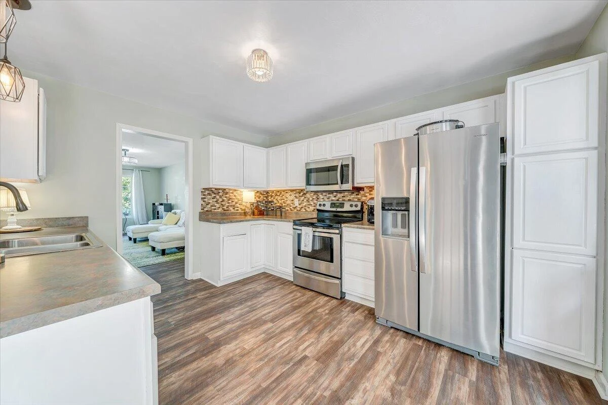 4626 Nevis DR - Photo 23