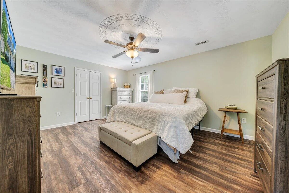 4626 Nevis DR - Photo 39