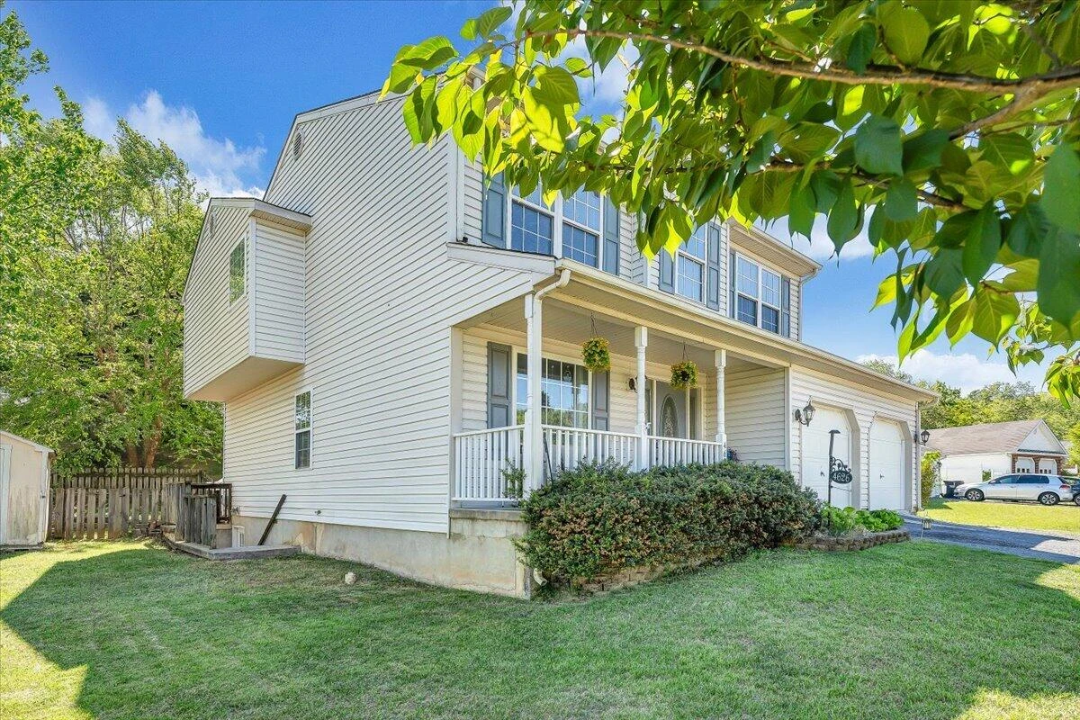 4626 Nevis DR - Photo 5