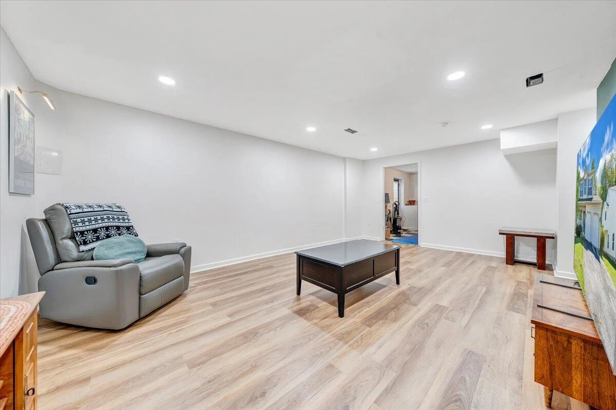 4626 Nevis DR - Photo 55