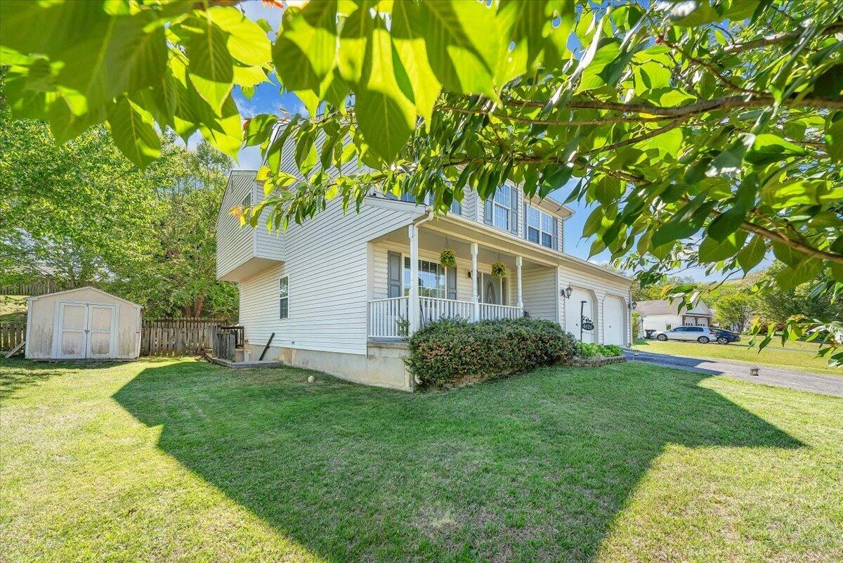 4626 Nevis DR - Photo 6