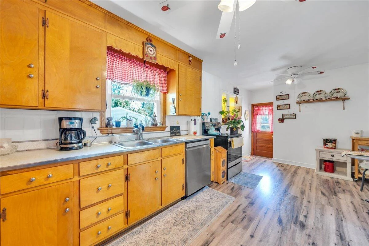 4760 PEACH TREE DR NW - Photo 12