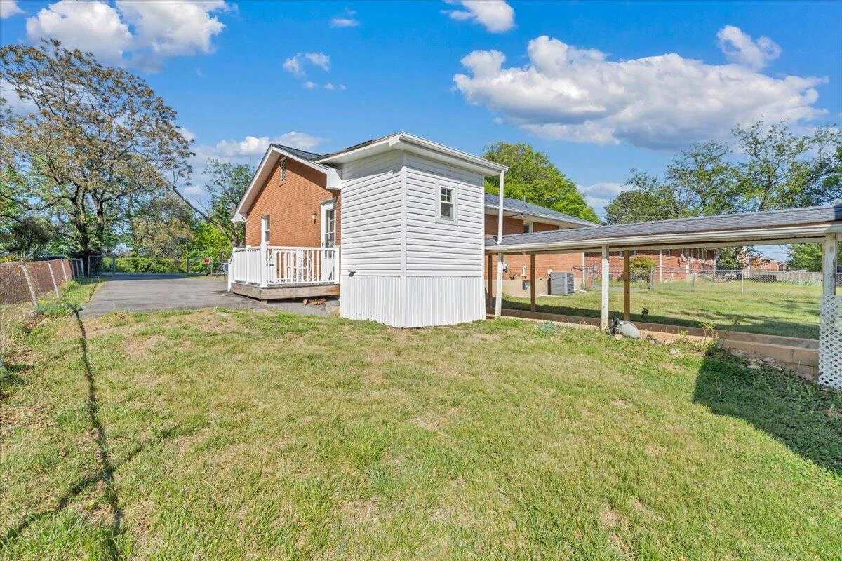 4760 PEACH TREE DR NW - Photo 40