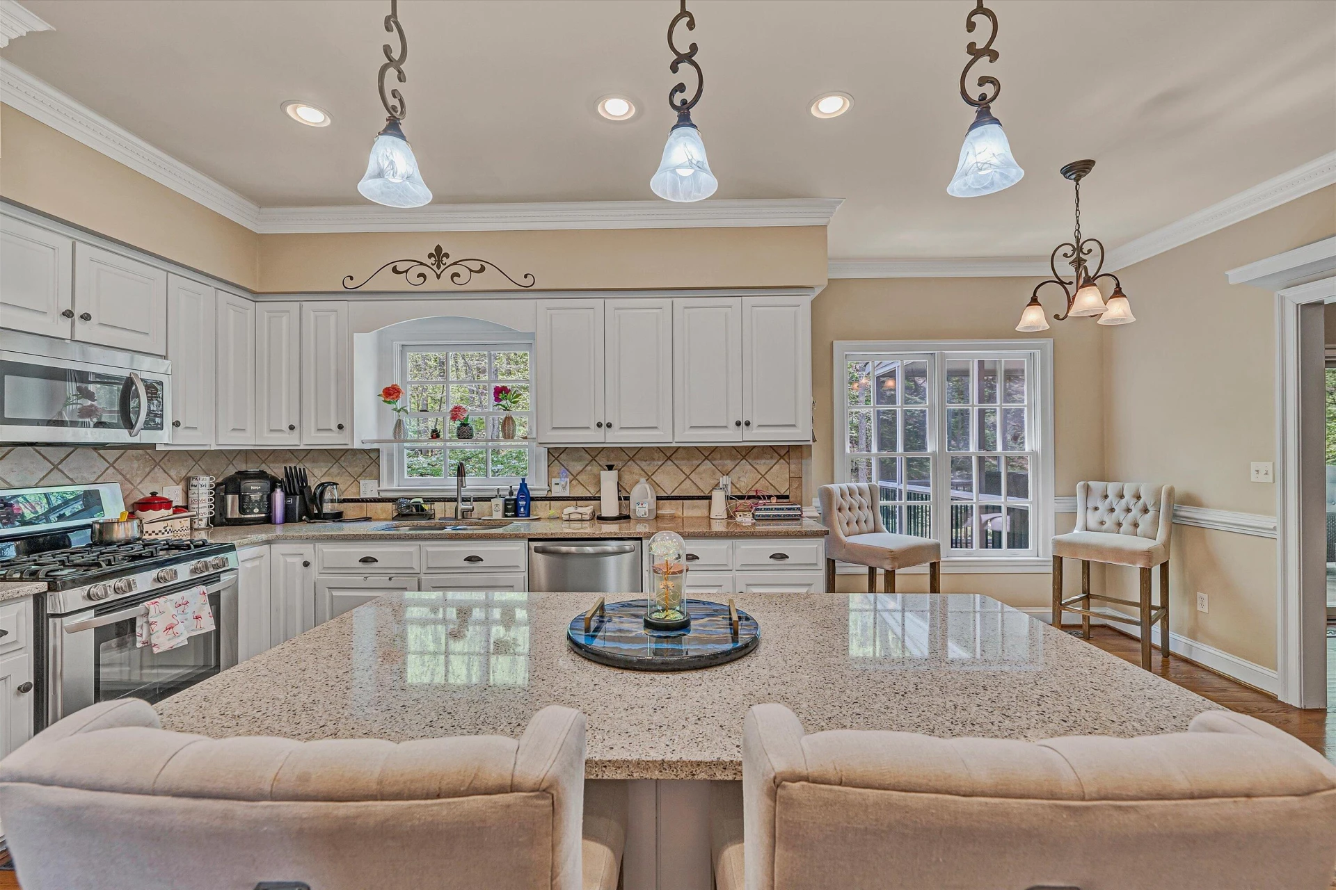 6516 Hidden Woods DR - Photo 13