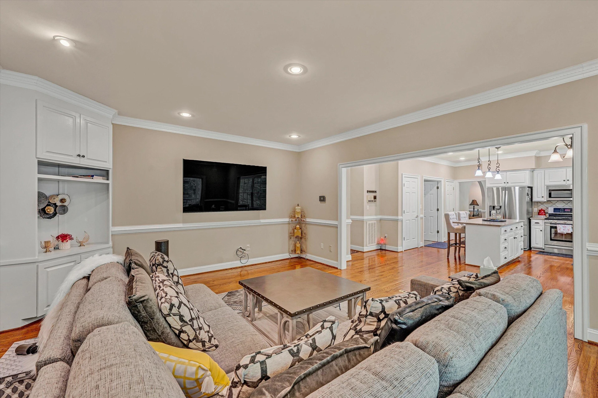 6516 Hidden Woods DR - Photo 16