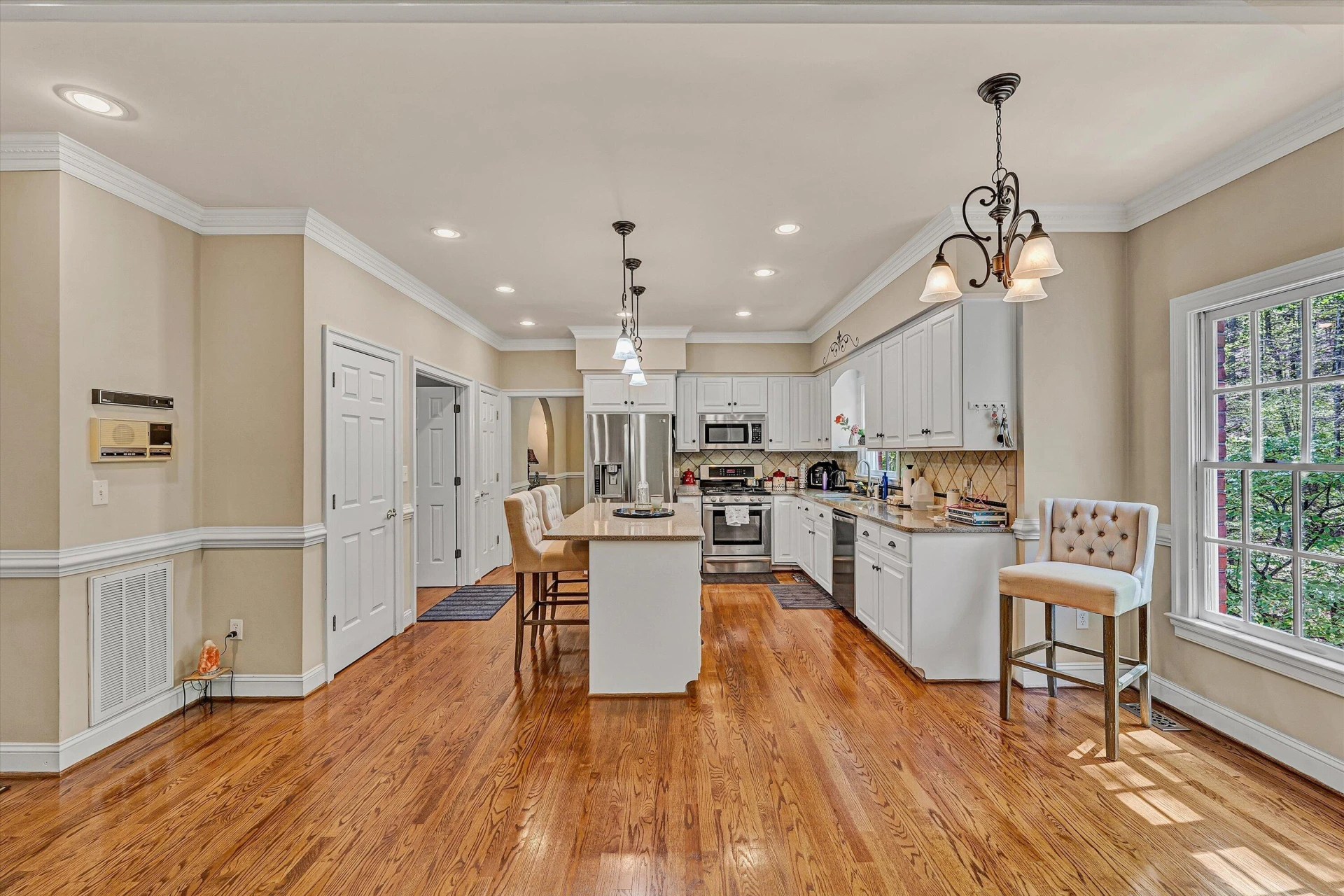 6516 Hidden Woods DR - Photo 17
